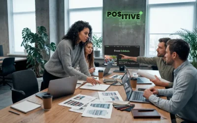 Teammeeting in moderner Agentur: Studentische Marketing-Unterstützung bei der Planung von Brand-Activation- und POS-Marketing-Projekten